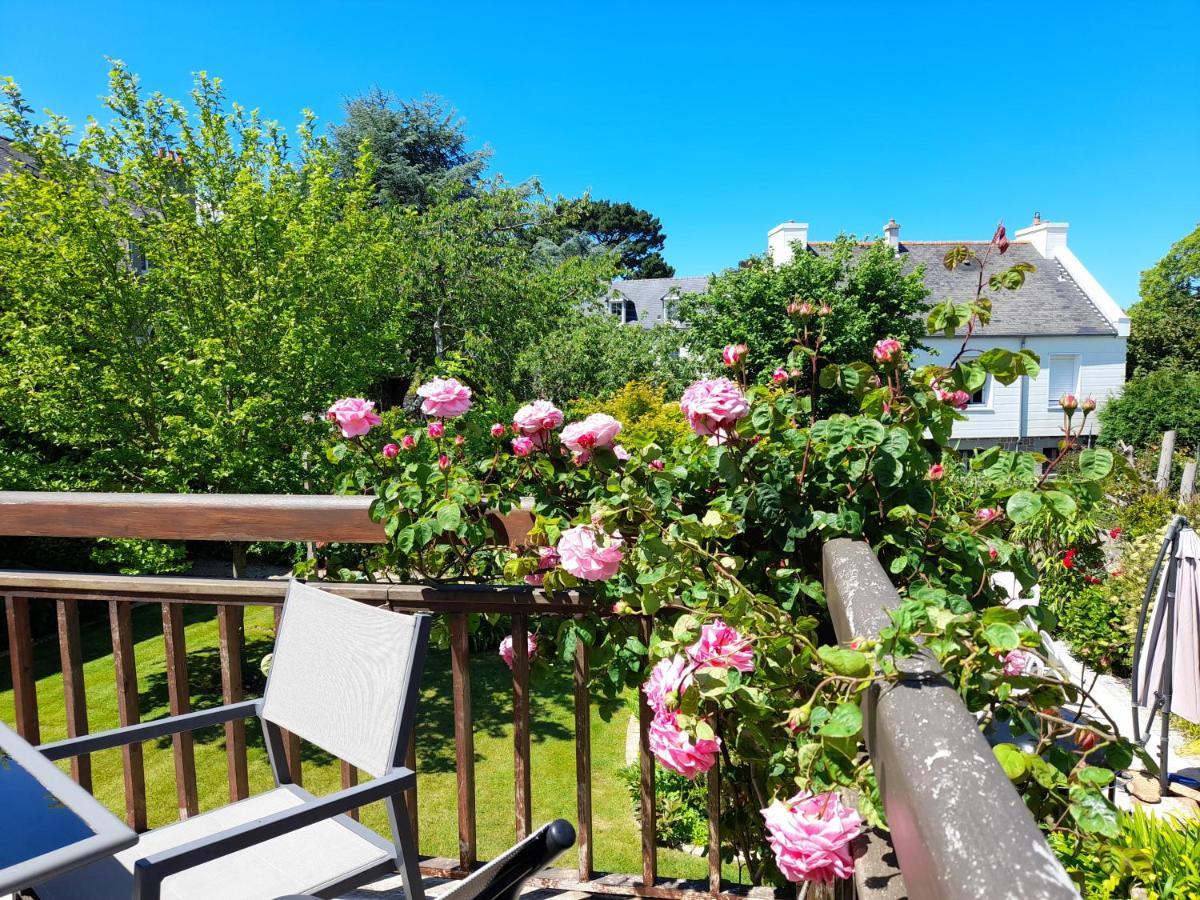 Maison Spacieuse Entre La Ville Et La Cote Saint-Martin-des-Champs  Eksteriør bilde